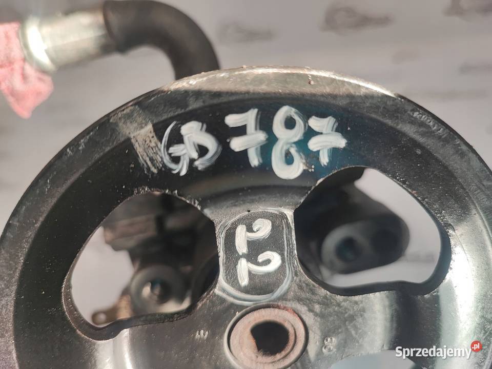 OUTLANDER ASX 11r 22 DID 4N14 175 pompa Motoryzacja Kielce