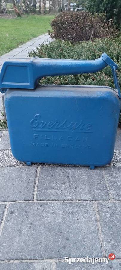 Zabytkowy karnister z lejkiem Radomsko