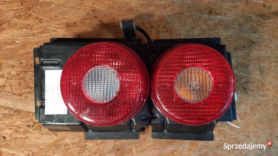 LAMPA TYŁ KLOSZ FERRARI F360 360 512 575 Lampy przednie wielkopolskie Nowy Tomyśl