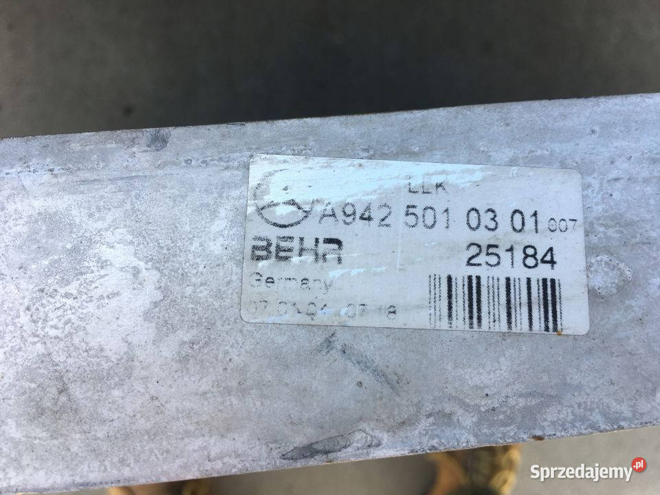 INTERCOOLER Actros 9425010301 BEHR 25184 Pozostałe lubuskie Maszewo