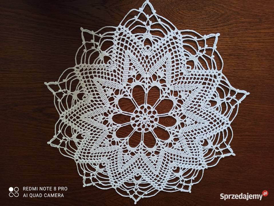 Serweta ręcznie robiona