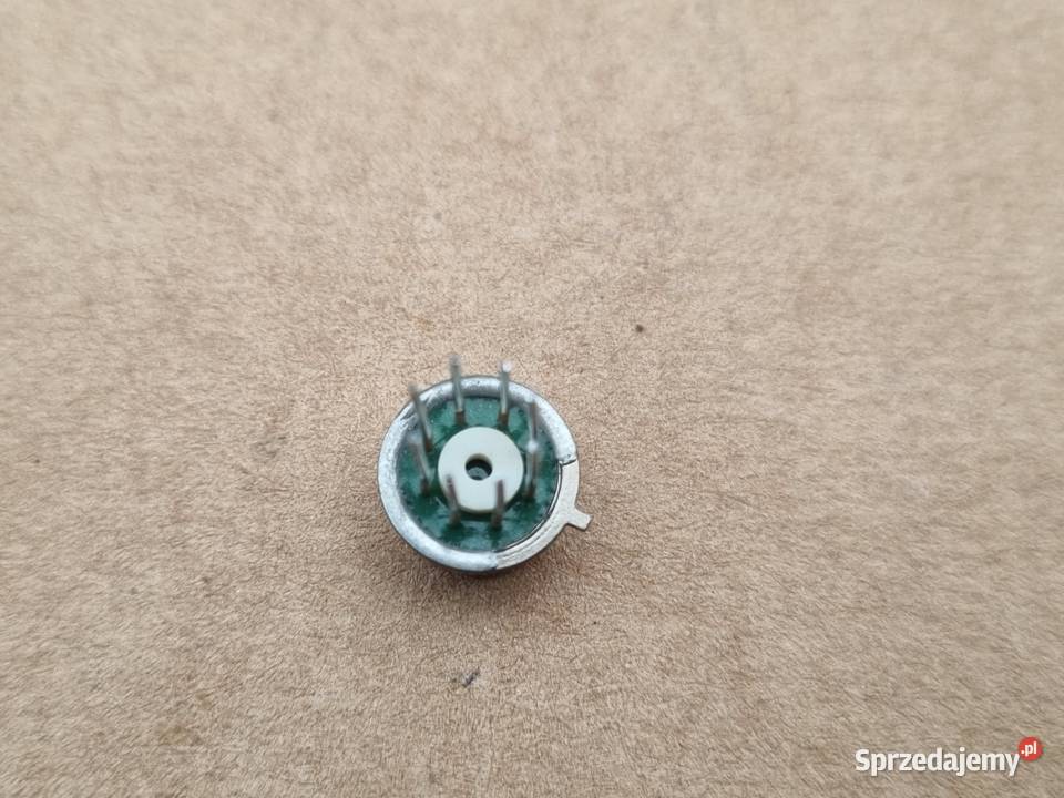 Krzemowy monolityczny wzmacniacz operacyjny Elbląg