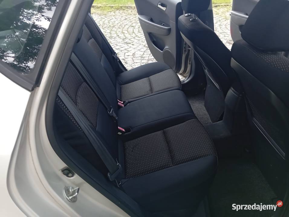 HYUNDAI i30 14 BENZYNKA 1 WŁAŚĆ SUPER STAN czujnik parkowania