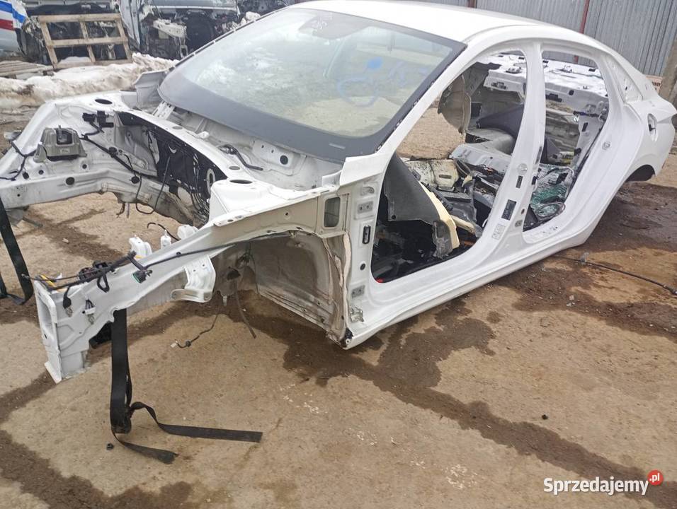 KAROSERIA ĆWIARTKA BŁOTNIK TYŁ LEWY PRÓG DACH