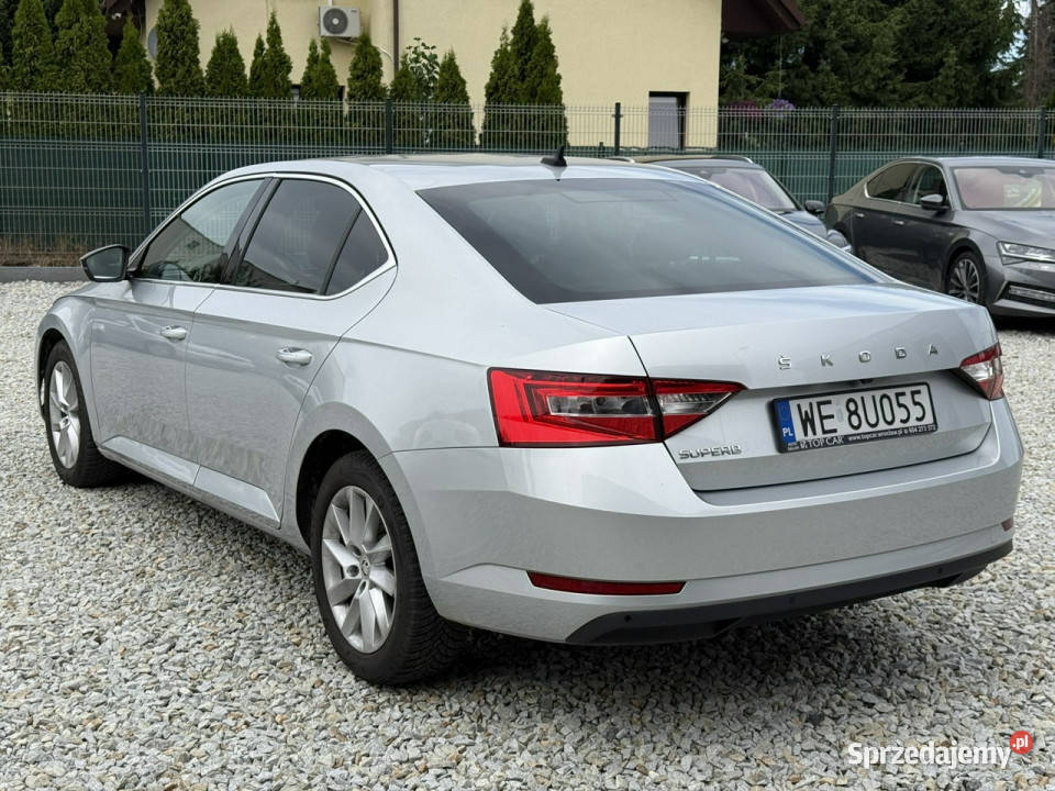koda Superb 20 TDI 150 Ambition 2023 Salon komputer pokładowy dolnośląskie Wrocław