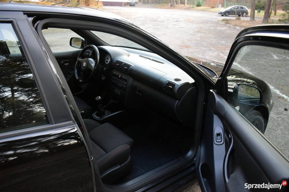 Seat Leon CupraR 210 18T Recaro ASO Szwajcaria lakier metallic lubuskie Żagań