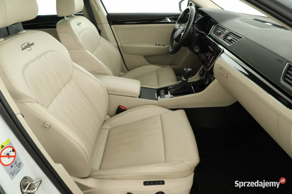 Skoda Superb iV 14 TSI PHEV nawigacja Piaseczno