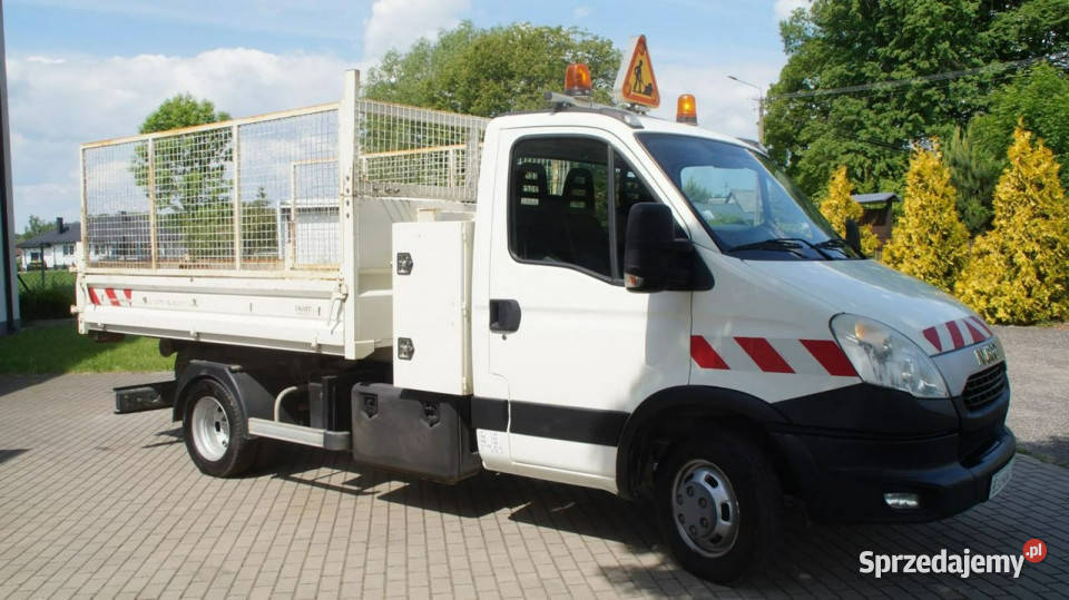 Iveco Daily HAKOWIEC SKRZYNIA Z SIATKAMI 2013R Rok produkcji 2013 Miastków Kościelny