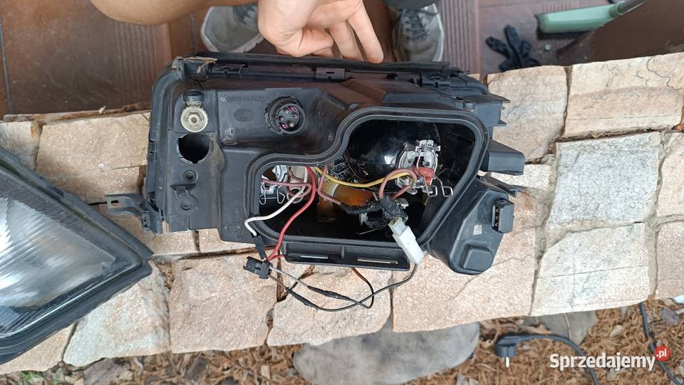 Lampy przednie soczewkowe hella Audi A6 C4 śląskie Orzesze