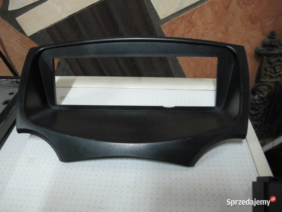 Radio samochodowe z kamerą cofania bletooth Radioodtwarzacze pomorskie sprzedam