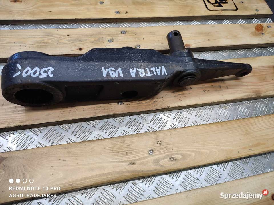 Górne ramię tylnego TUZa Valtra N91 wielkopolskie Wilkowo