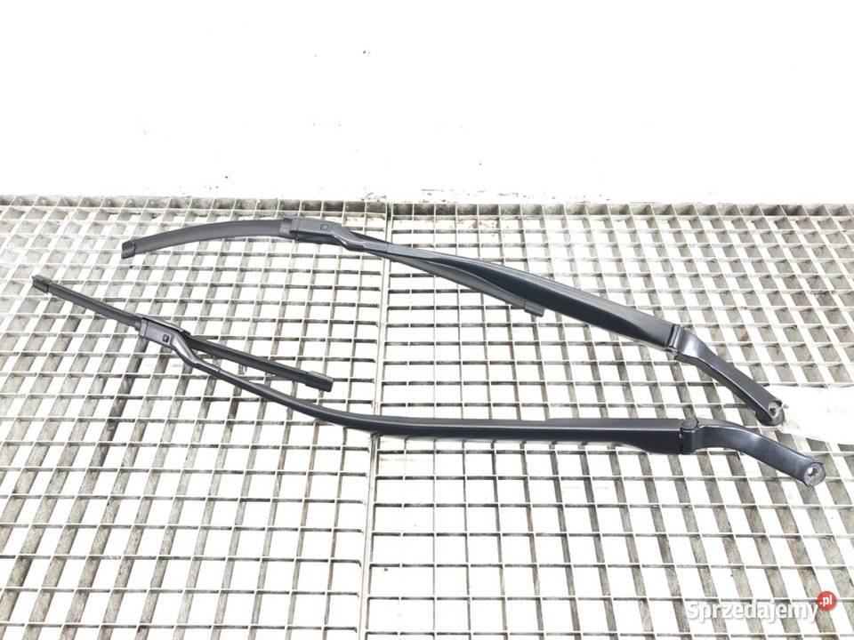 RAMIONA WYCIERACZEK PRZÓD KOMPLET MASERATI sprzedam