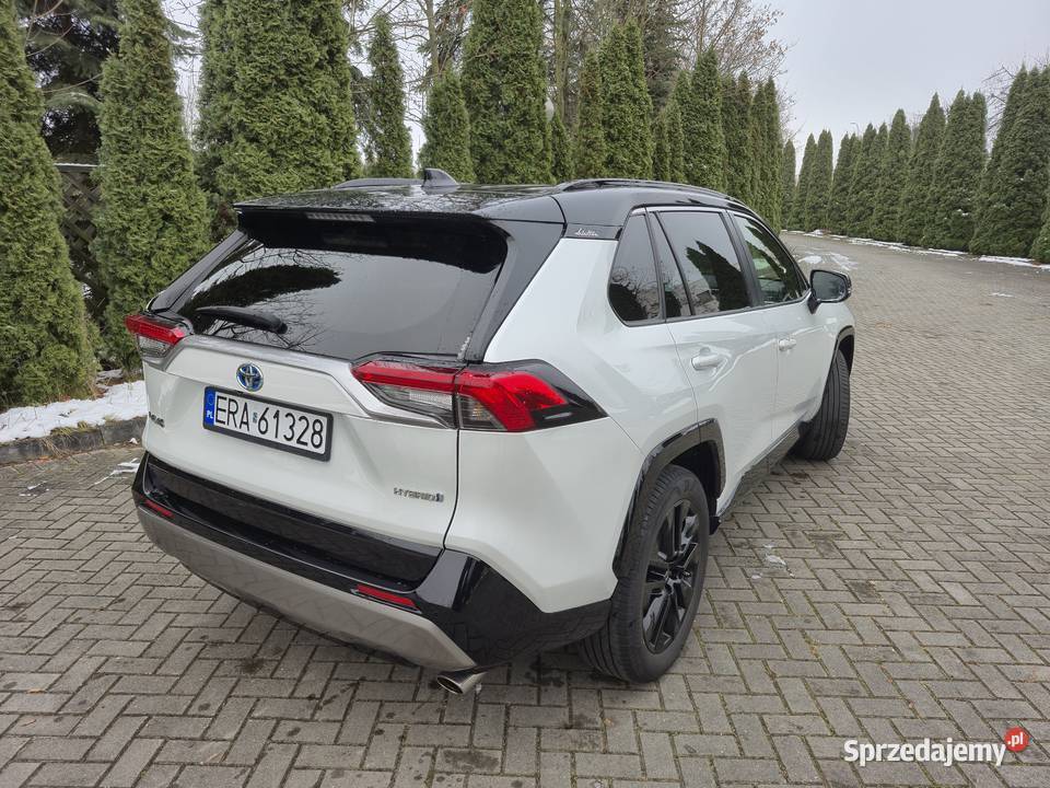 Toyota Rav 4 V 2018 teraz 25 Rav4 2 5Hybrid AWD 2487cm3 łódzkie Radomsko