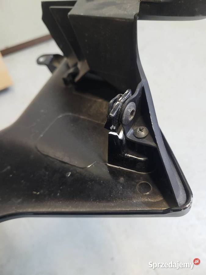 Honda VFR 1200F 2012 pług lewy bok wypełnienie