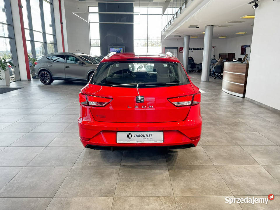Seat Leon ST Style 16TDI 115 M5 20192020 r salon Motoryzacja