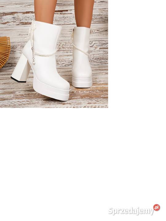 sprzedam nowe półbuty botki białe r37