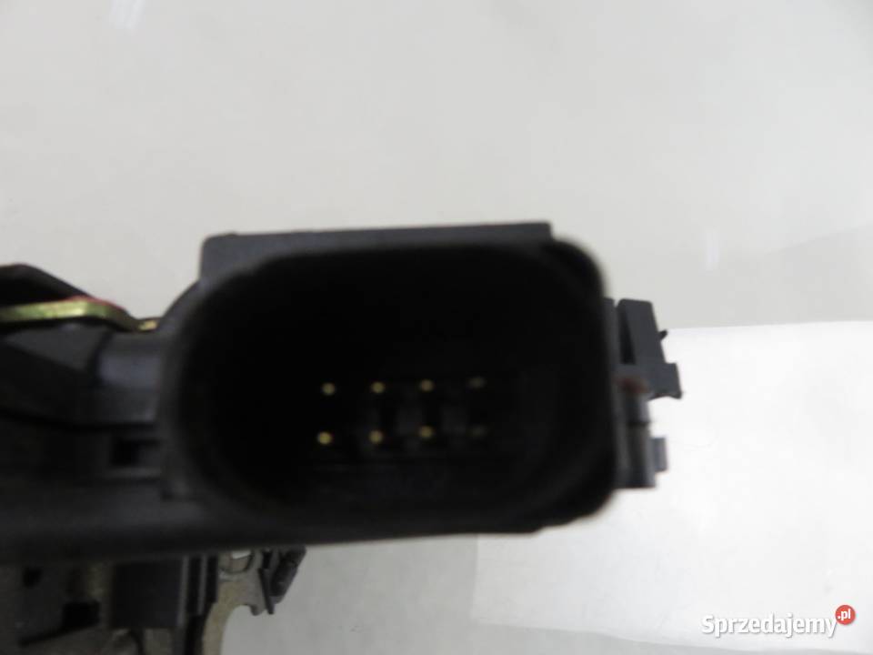 ZAMEK LEWY PRZEDNI LEON TOLEDO II PASSAT B5