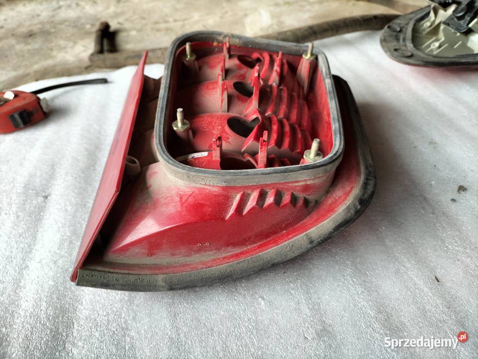 Fabia I 1 LAMPA TYŁ PRAWA lampy tylne Kamień-Kolonia sprzedam