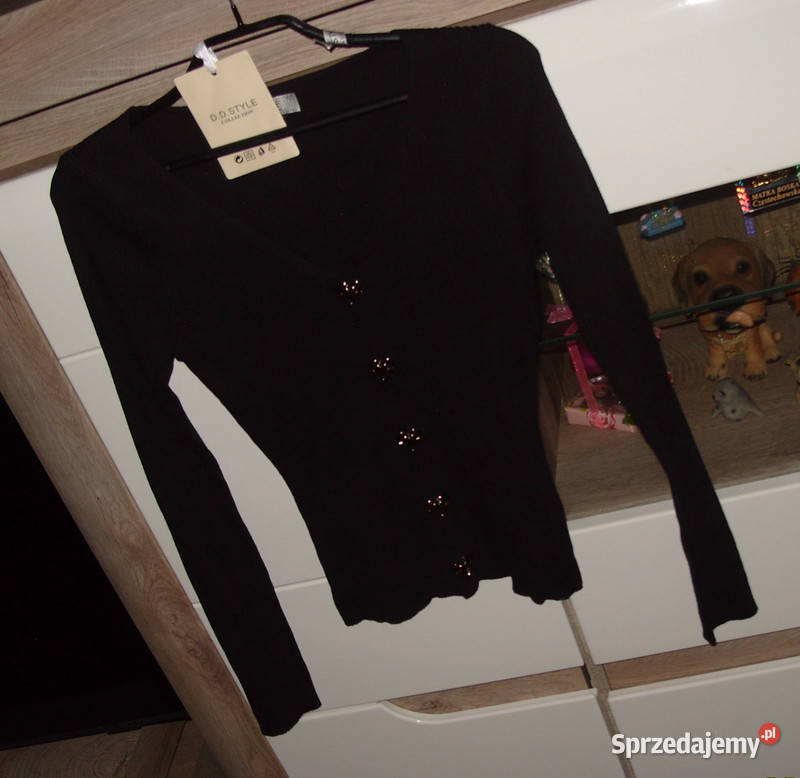 Czarna dopasowana bluzka NOWA prążek guziki Rawicz sprzedam