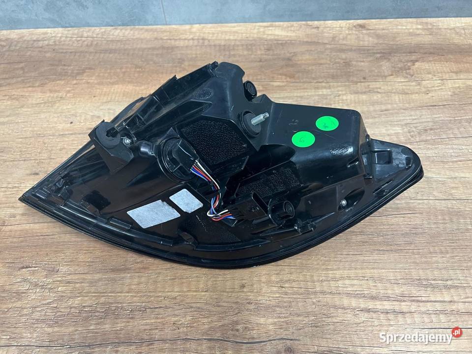 Lampa LP tył tylna Austral 2022 mazowieckie Radom