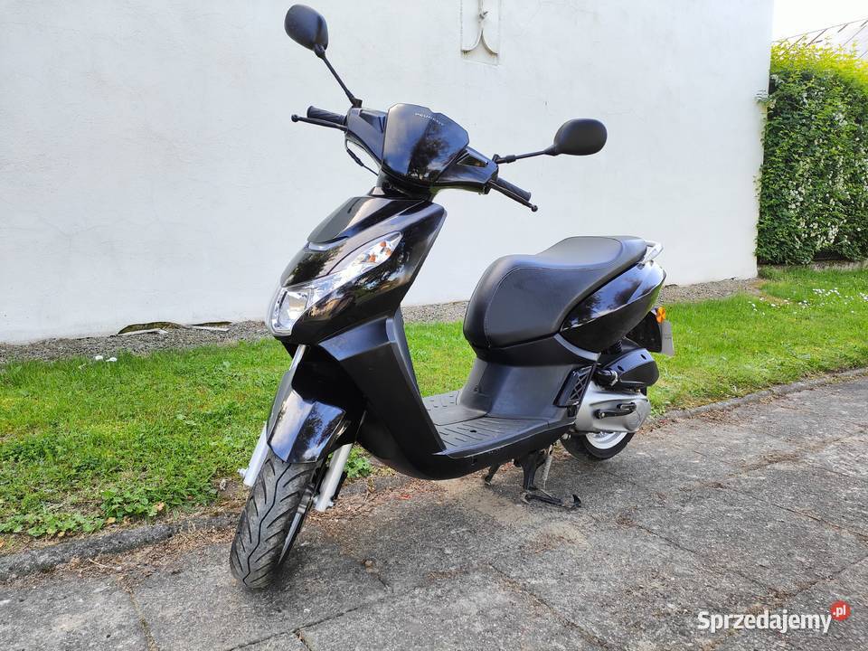 PEUGEOT KISBEE 50 2021 Top STAN Niski Przebieg Rok produkcji 2021 Peugeot podkarpackie Pilzno