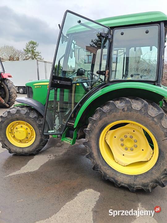 Sprzedam John Deere 5055e Pacanów