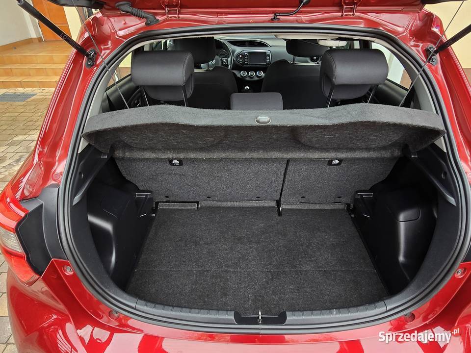 Toyota Yaris 15 VVTi 57 piękny bordowy kolor Karczew