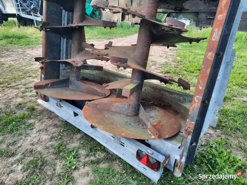 Rozrzutnik obornika przyczepa samowyładowcza podlaskie Baliki
