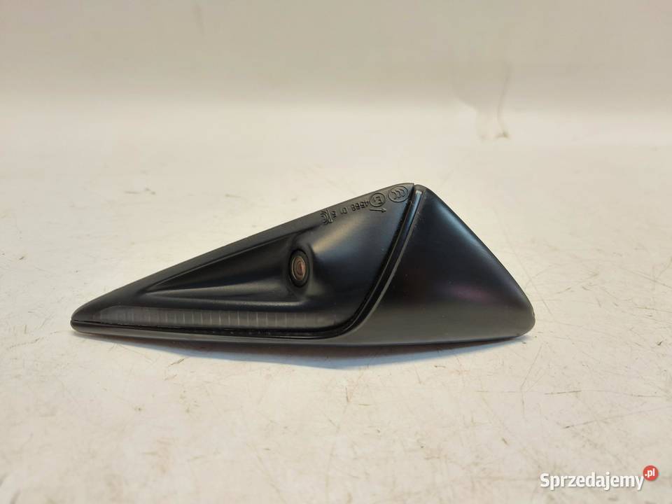 TESLA MODEL Y 2022r KAMERA KIERUNKOWSKAZ LEWY osobowe