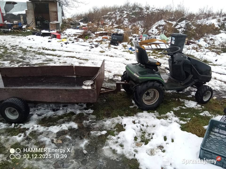 Traktorek ogrodniczy Dubielno