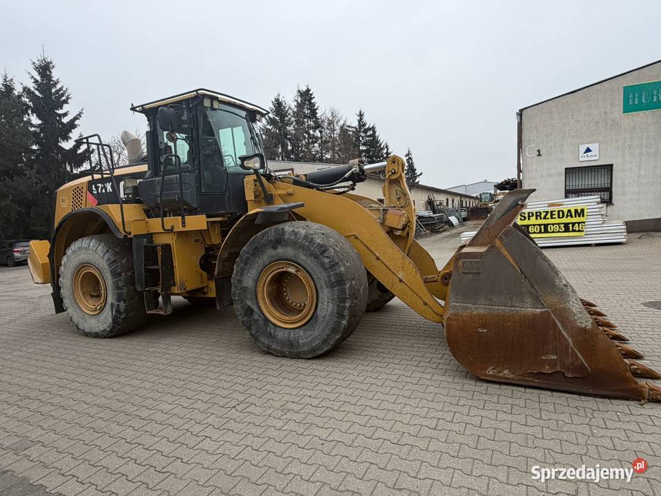 Wynajem ładowarki kołowej CAT 972K o masie ok 25 Poznań