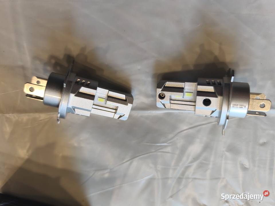 Halogeny ledowe h4 Palędzie sprzedam