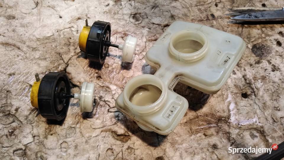 Polonez Caro zbiornik plynu hamulcowego osobowe