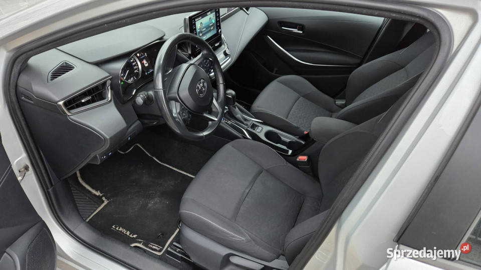 Toyota Corolla 18 HSD FVat 23 Ast Parkowani Rok produkcji 2020 Otwock Mały