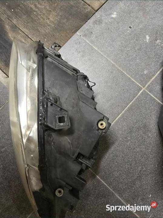 Lampy przód A4 b7 Święcany