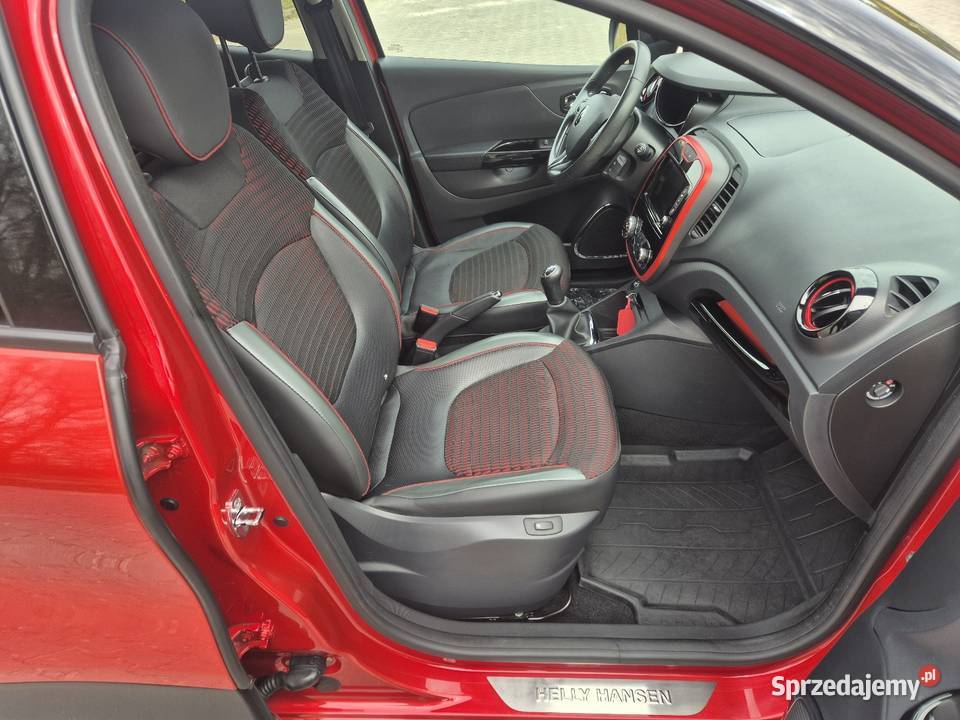 Renault Captur 2015r 09B 90 Helly Hansen Ładny i wspomaganie kierownicy