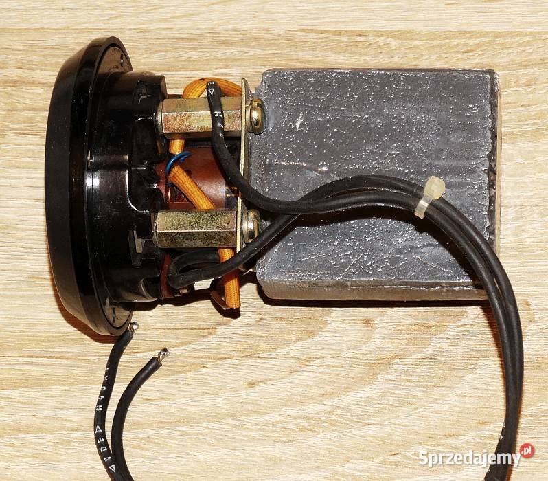 Miernik analogowy woltomierz tablicowy eA065 Gliwice