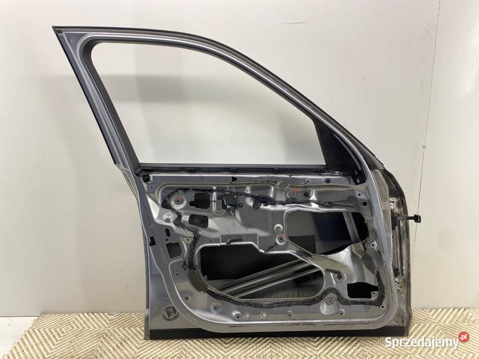 DRZWI LEWY PRZÓD BMW E83 SUV 0311 SILBERGRAU