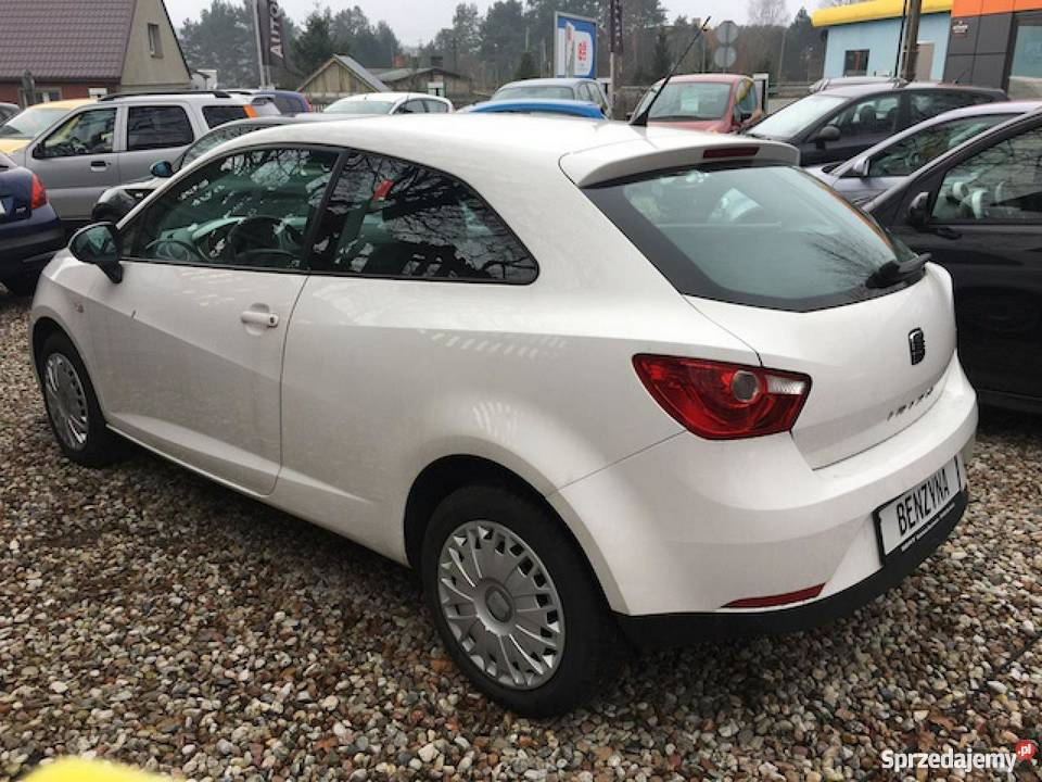 Nieuszkodzony Seat Ibiza bialy Samochody osobowe Sopot