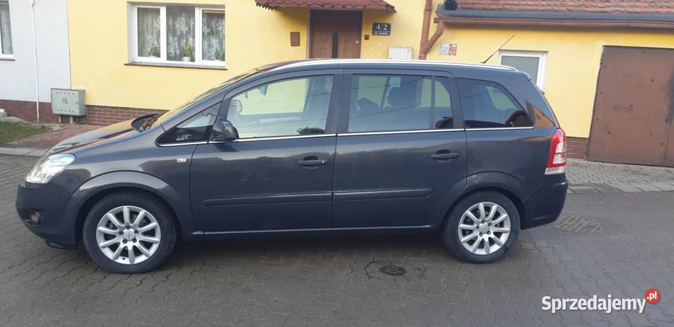 Opel Zafira 7 osobowy 2013r hak Dzierżoniów