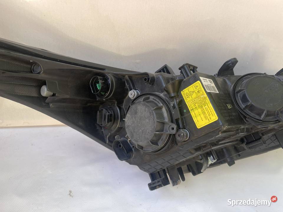 KIA CEED 2 LEWA LAMPA PRZÓD XENON LED Ostroróg