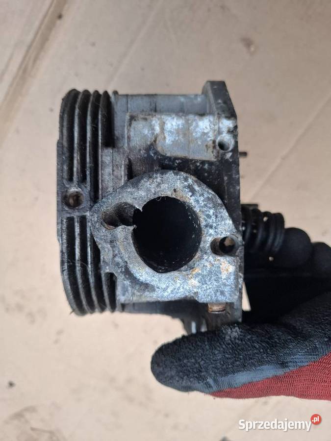 Głowica silnika Fiat 126p Maluch osobowe opolskie Strzelce Opolskie sprzedam