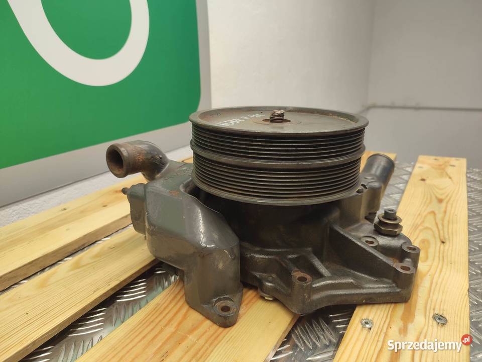 Pompa wody Valtra N 101 73465
