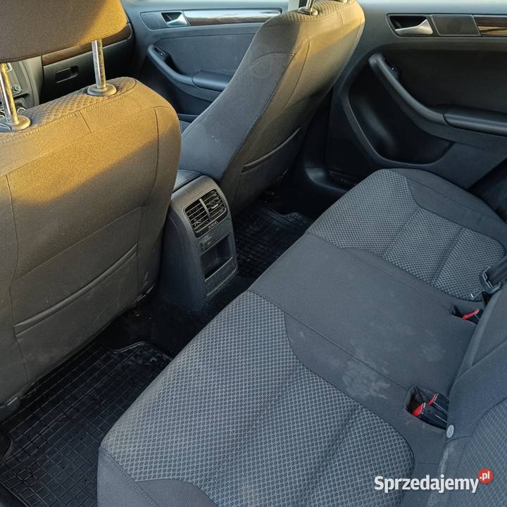 Volkswagen Jetta 2016 r 12 benzyna Salon I 1200cm3 sprzedam