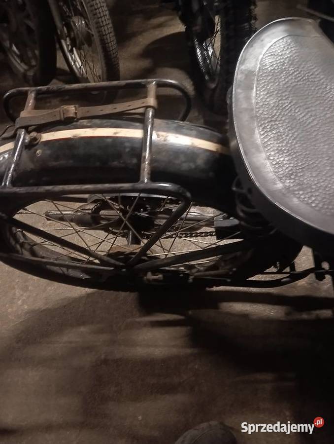 Husqvarna Rok produkcji 1946 Gostycyn