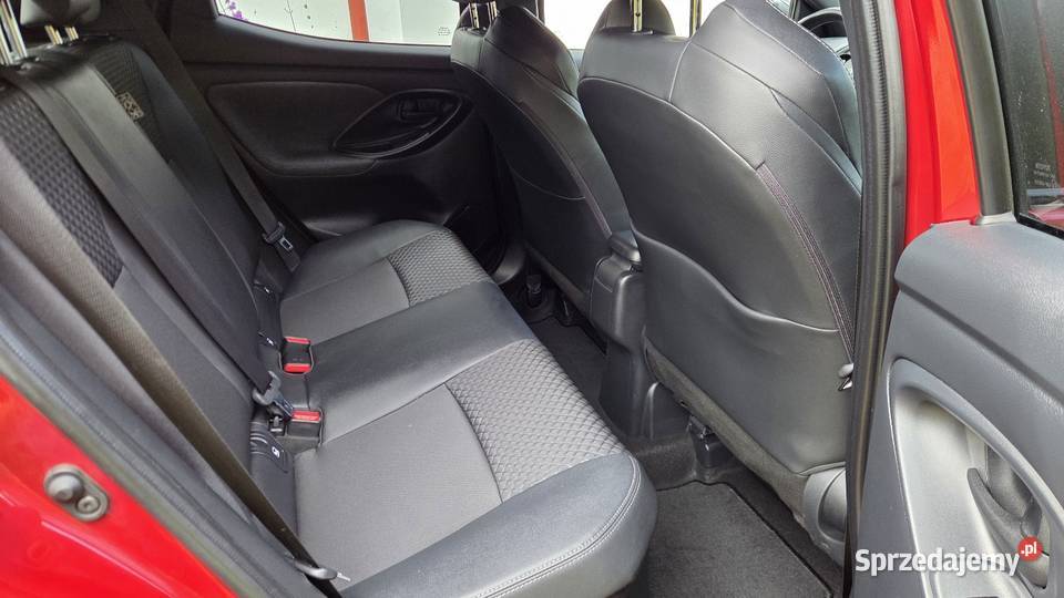 Toyota Yaris Hybryda Najbogatsza Wersja pomorskie Gdańsk