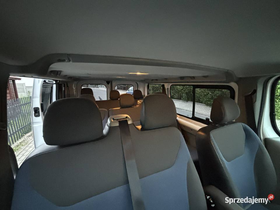 Renault Trafic 2013 9 osób hak ważne PT i OC Wągrowiec