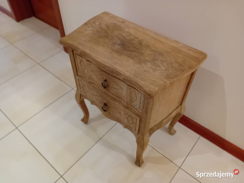Mała szafka nocna w stylu ludwikowskimdębowa Bezrzecze
