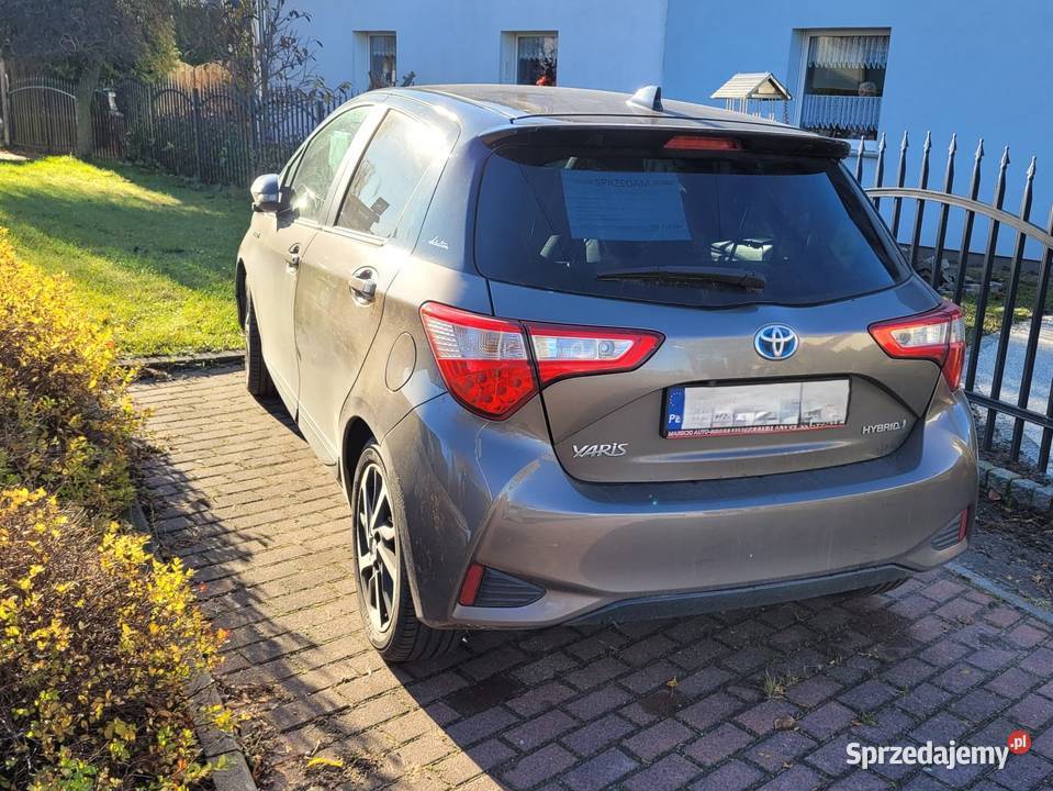 Toyota Yaris 15 benzyna HYBRYDA 116 2020r Zarejestrowany w Polsce Yaris opolskie sprzedam