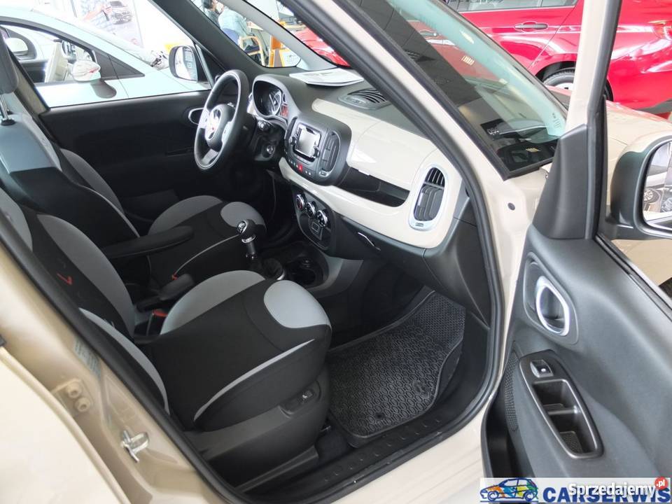 Sprzedam Fiat 500L bezowy Warszawa